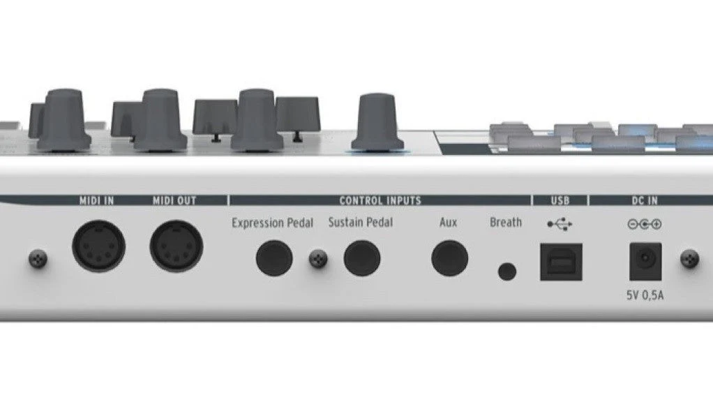Arturia KeyLab 61 Midi Keyboard Controller - Image 6