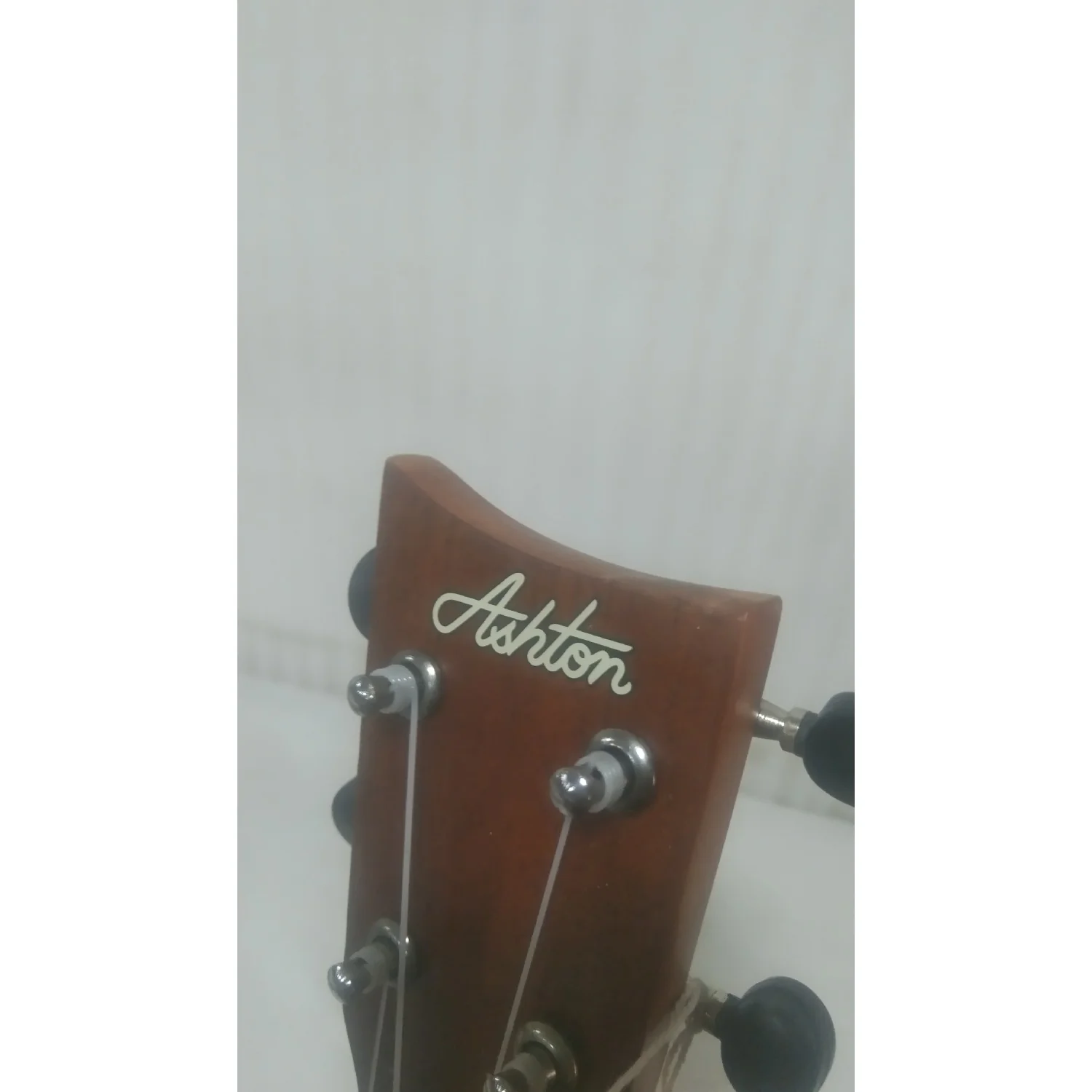 Ashton UKE-200 Mahogany Soprano Ukulele with Aquila Strings - Open Box B Stock - Image 3