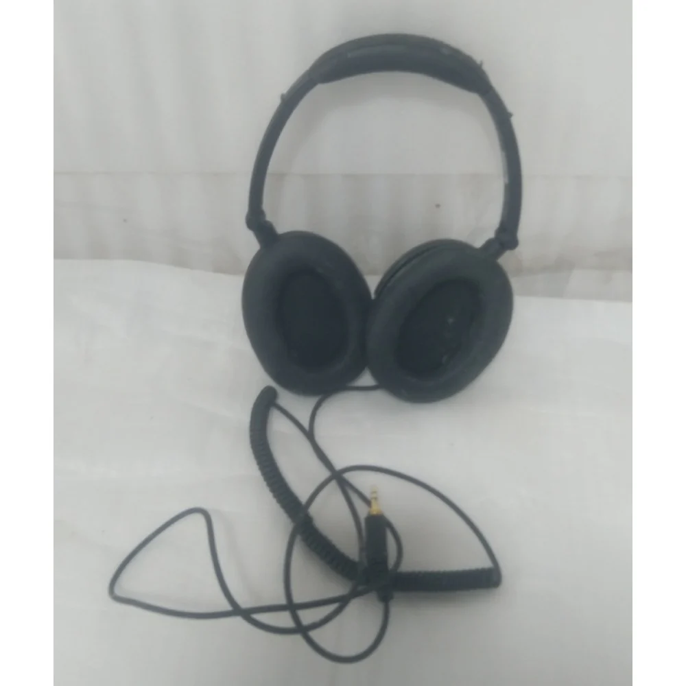 Behringer HC 2000 Studio Monitoring Headphones - Open Box B Stock - Image 2