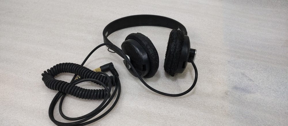 Behringer HEADPHONES HPS5000 - Open Box B Stock - Image 9