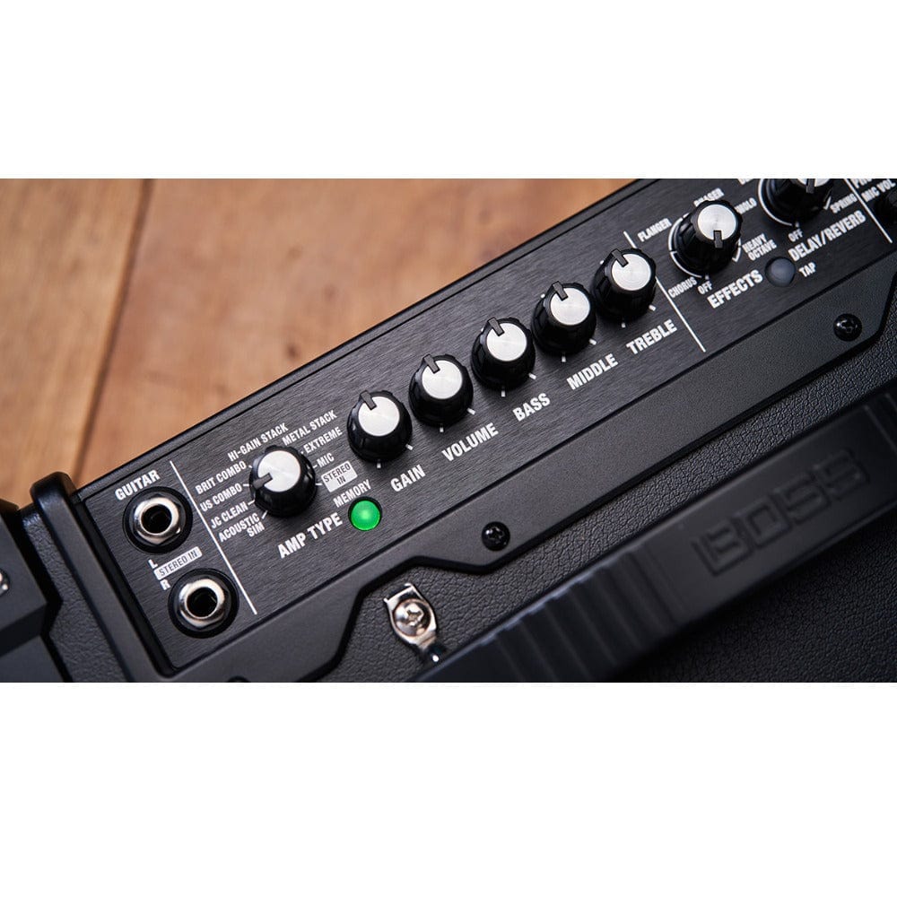 Boss DUAL CUBE LX Guitar Amplifier - Image 5