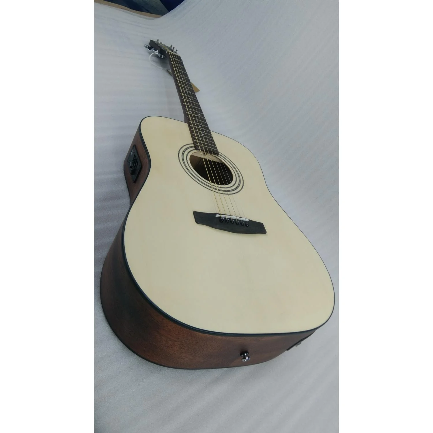 Cort AD810E Dreadnought Electro Acoustic Guitar - Open Pore Natural - Open Box - Image 32