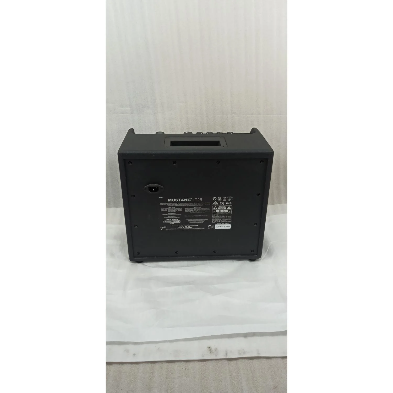 Fender Mustang LT25 Guitar Amplifier - Open Box - Image 6