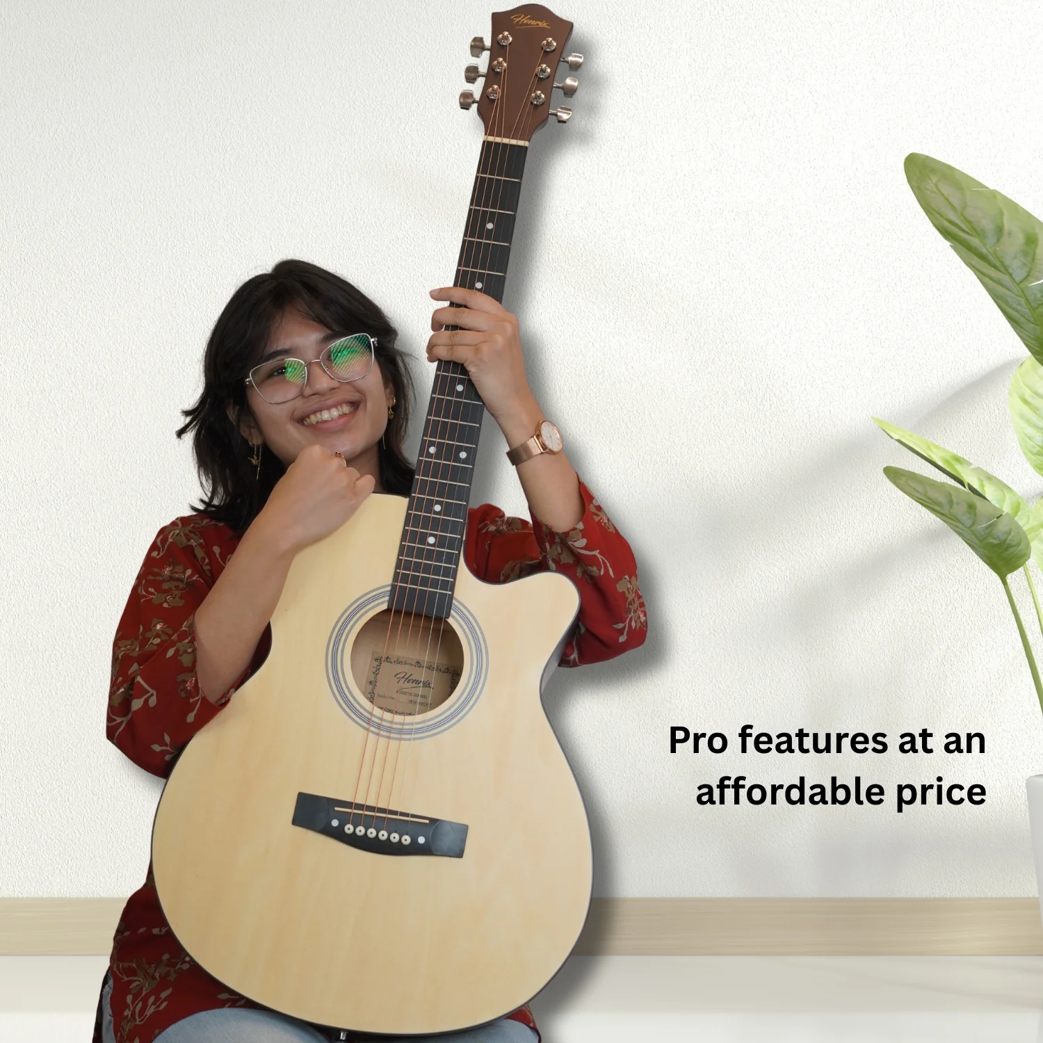 Henrix PRO 40C 40-Inch Cutaway Acoustic Guitar with Dual Action Truss Rod, Gigbag, Picks, String Set, Strap, Cloth & Ebook - Image 15