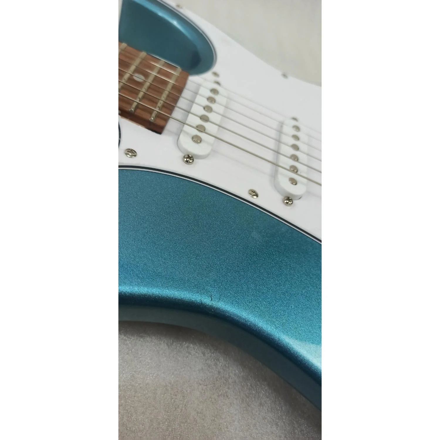 Ibanez GRX40 RG Gio Series Maple Neck 6 String Electric Guitar - Open Box B Stock - Image 3