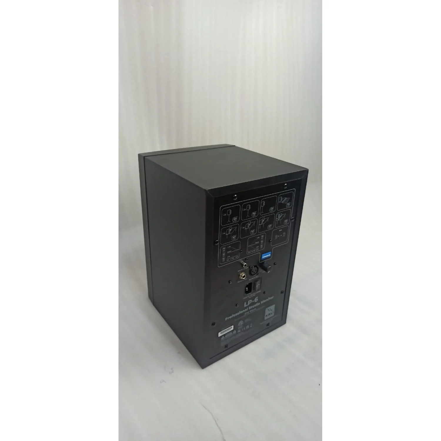 Kali Audio LP-6 2nd Wave Lone Pine Series 6.5" Active Studio Monitor - Single Unit - Open Box - Image 4