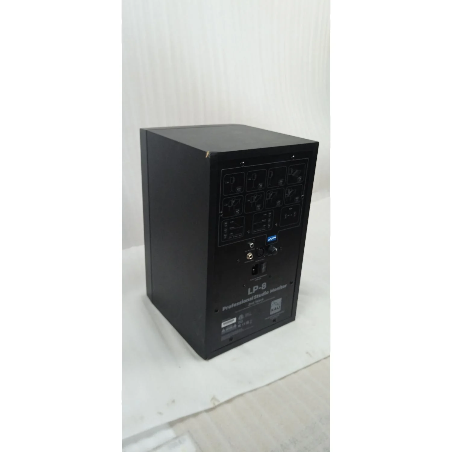 Kali Audio LP-8 V2 Lone Pine Series 8" Active Studio Monitor - Single - Open Box - Image 3