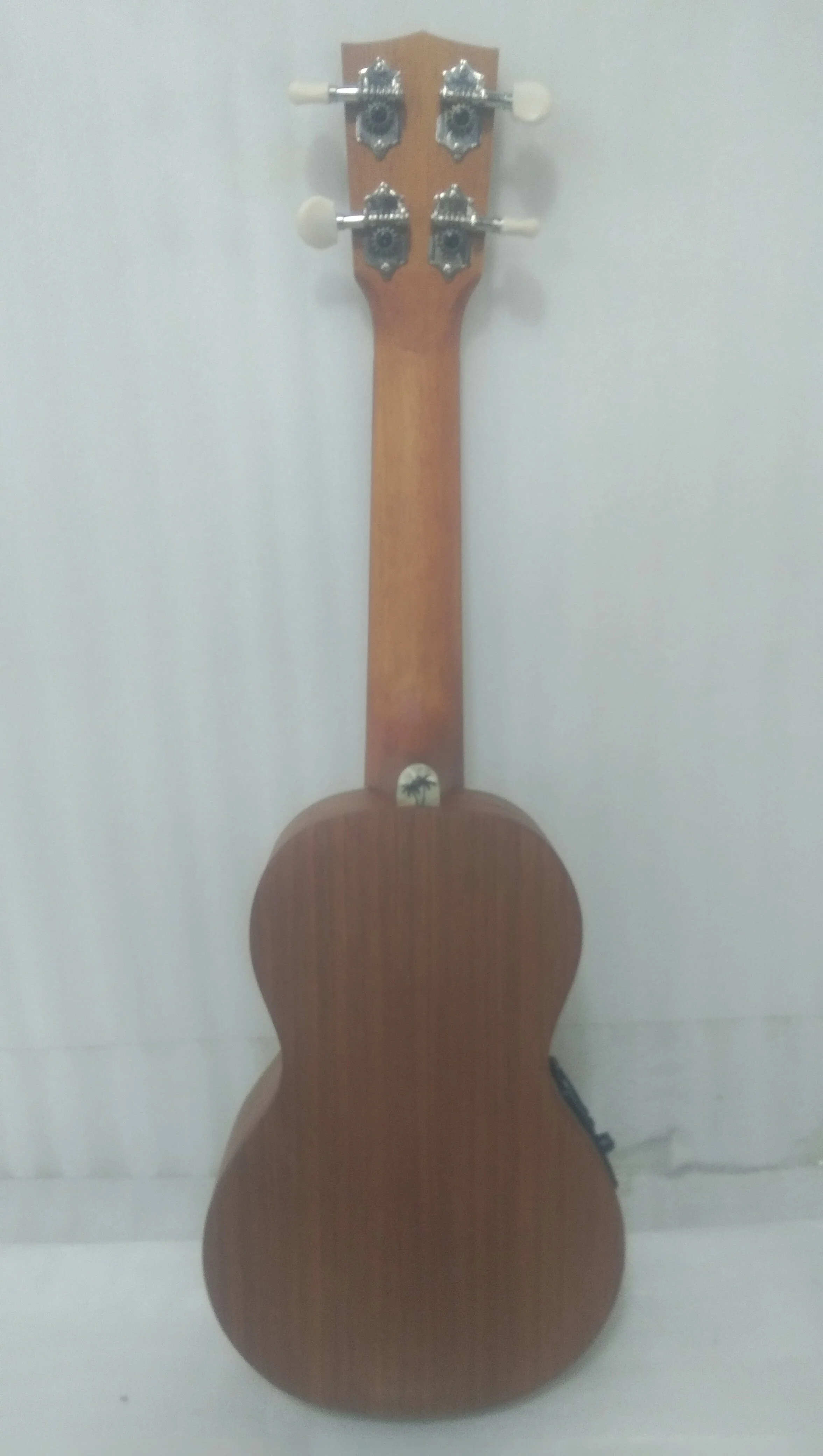 Mahalo MP1E Pearl Series Semi Electric Soprano Ukulele - Open Box B Stock - Image 4