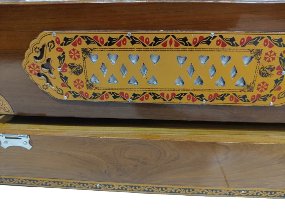 Ultimate Guru 3 Line Folding Concert Grade Harmonium - Image 6