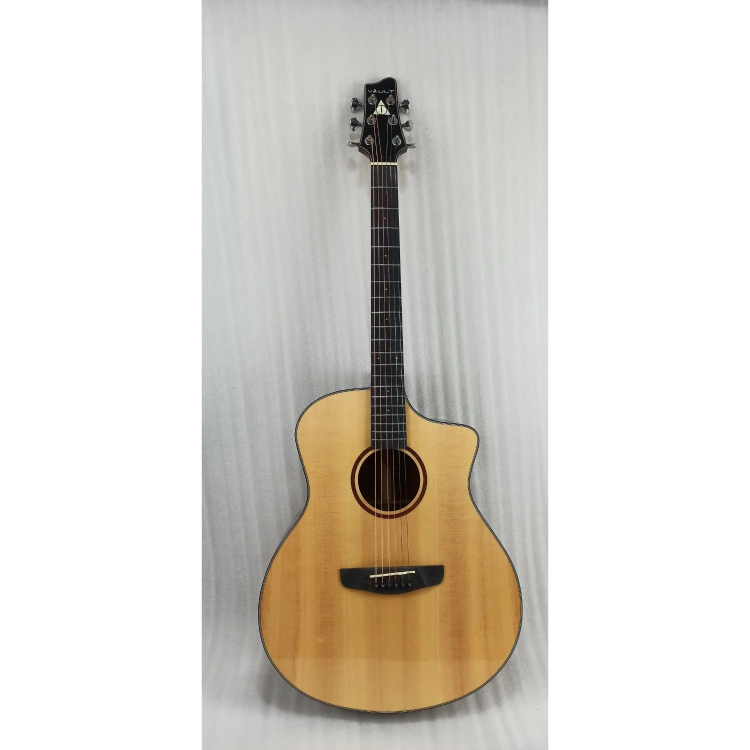 Vault Artisan Premium Acoustic Guitar with Solid Spruce Top and Solid Mahogany Back and Sides - Open Box