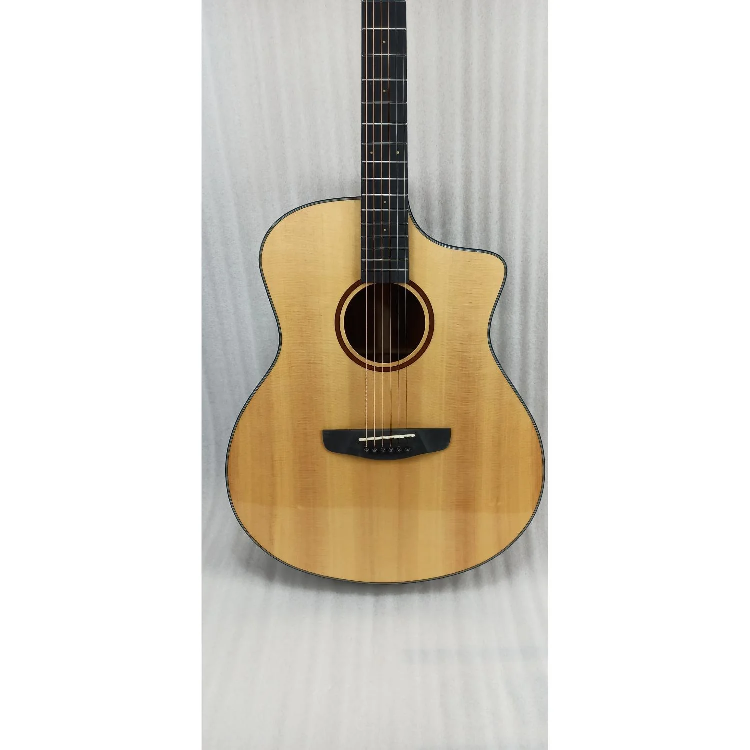 Vault Artisan Premium Acoustic Guitar with Solid Spruce Top and Solid Mahogany Back and Sides - Open Box - Image 2