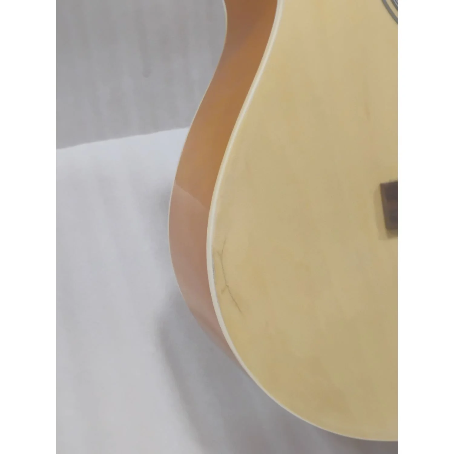 Vault EA20 40 inch Cutaway Acoustic Guitar - Left Handed - Open Box B Stock - Image 6