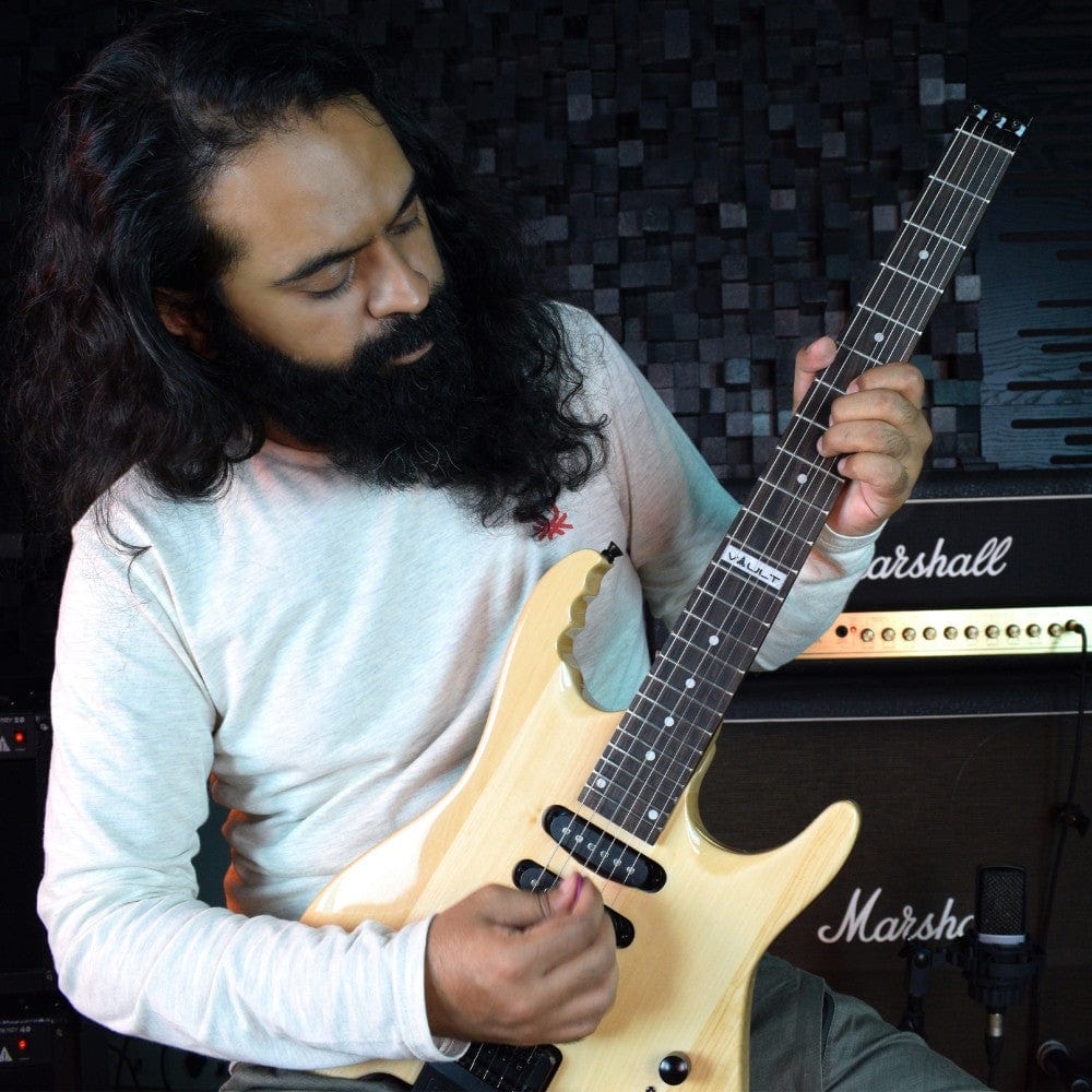 Vault HL1 Headless Electric Guitar with GigBag - Image 19