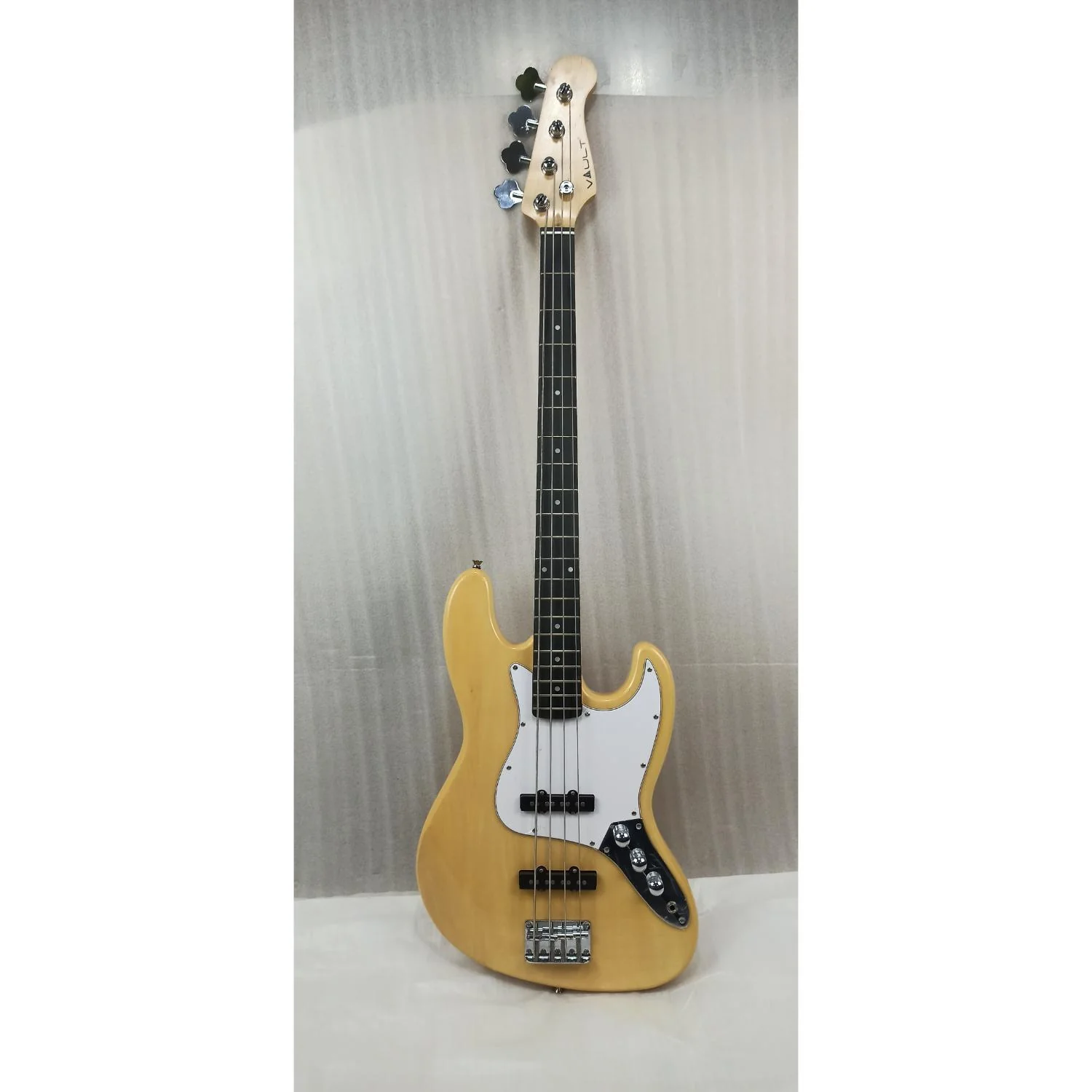 Vault JB4 Jazz Bass 4-String Bass Guitar - Open Box B Stock - Image 4