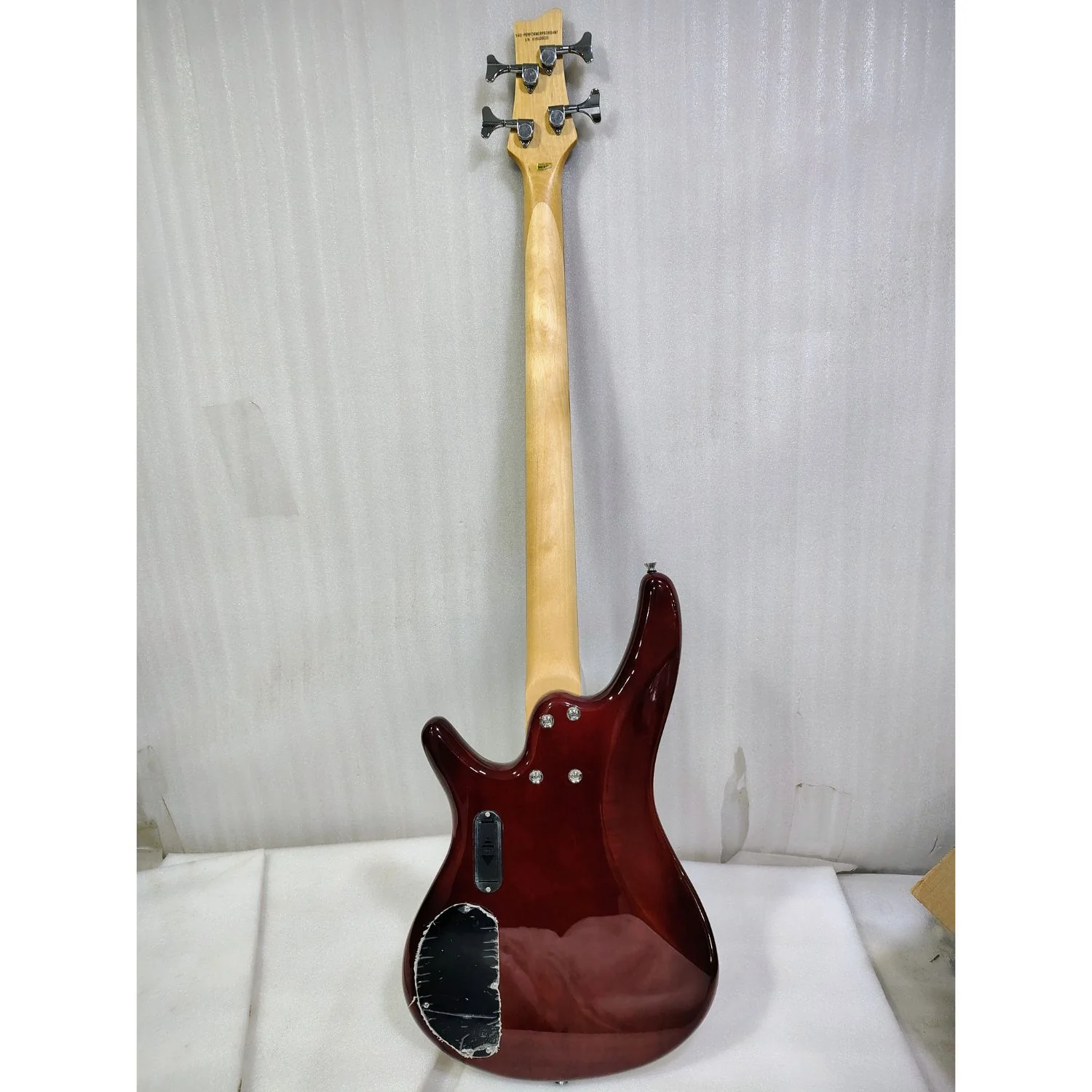 Vault Performer Pro RB4 Four String Electric Bass Guitar with Gigbag - High Gloss Solid Mahogany - Open Box - Image 24