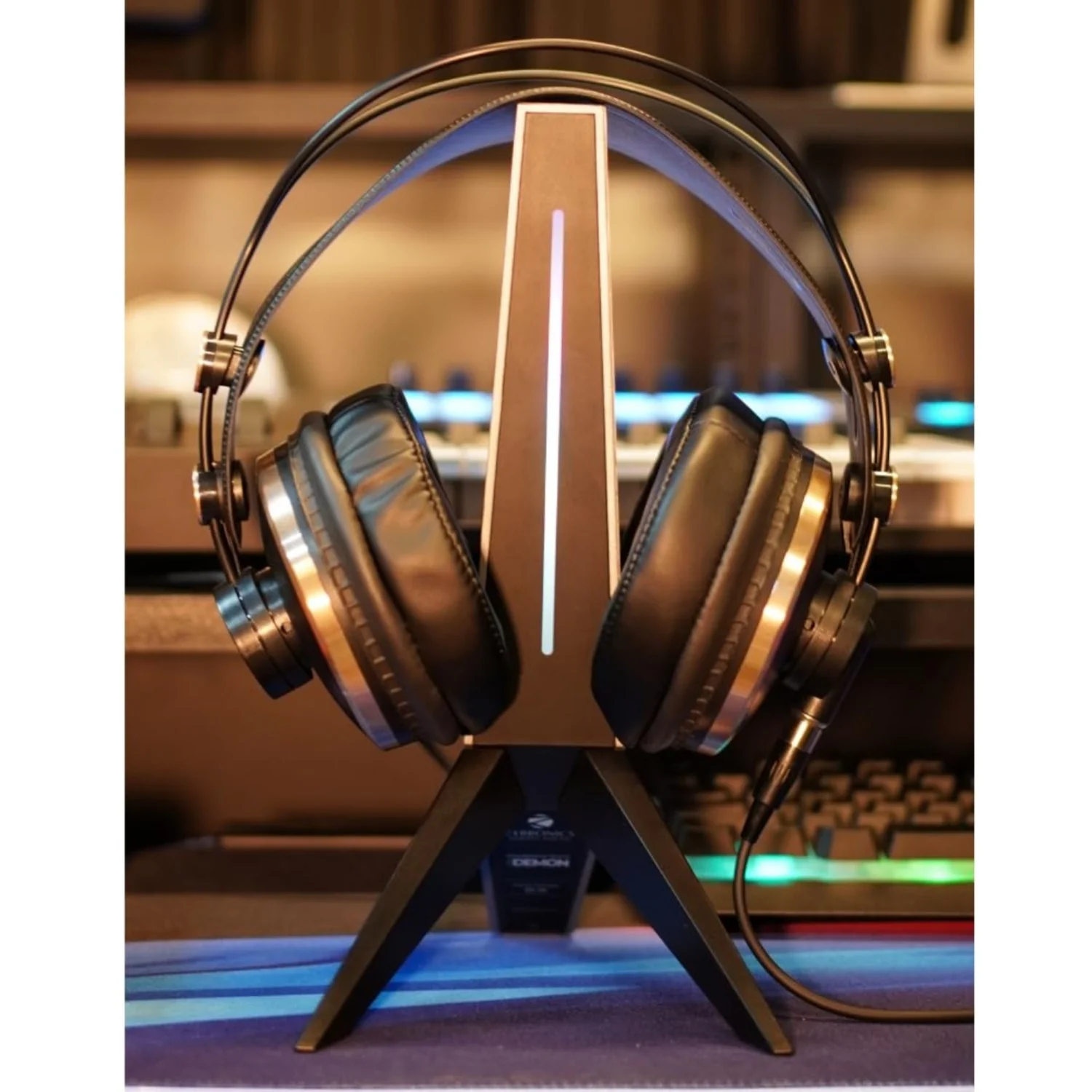 Vault Sonic M50 Studio Monitoring Headphones - Must Have Accessories - Image 17