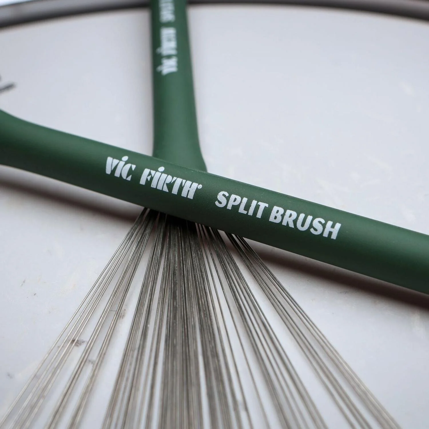 Vic Firth SB Split Brush - Image 6