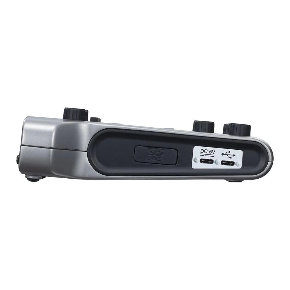 Zoom Podtrak P4 Podcast Recorder - Image 3